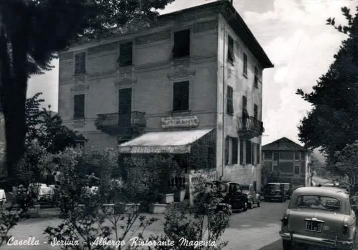 Albergo Magenta Casella  Buitenkant foto