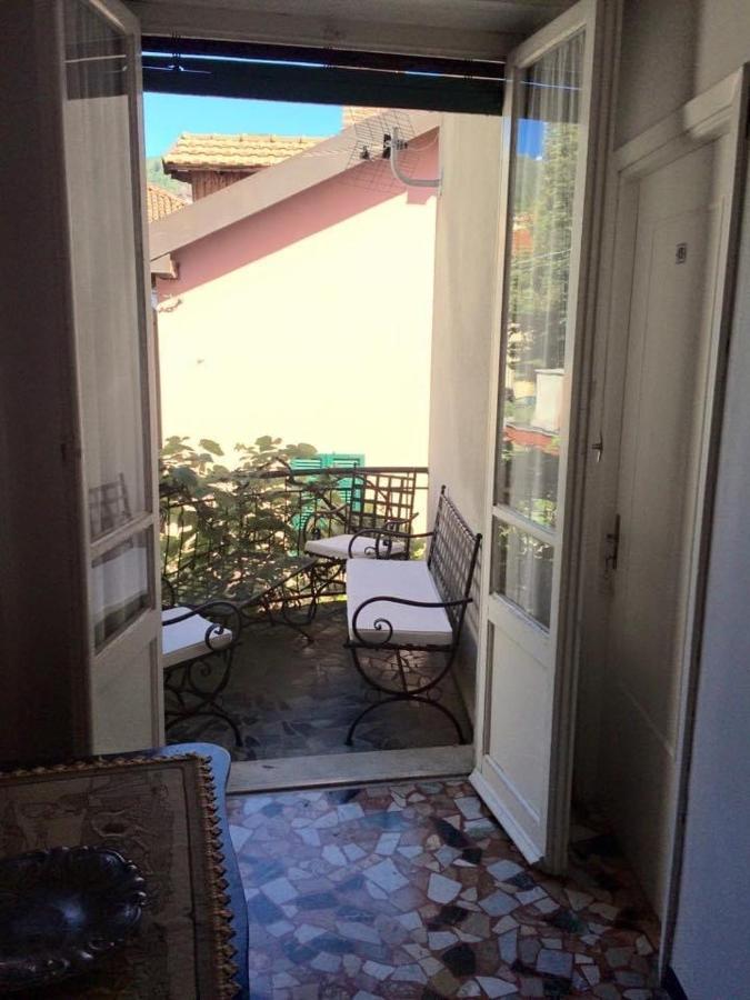 Albergo Magenta Casella  Buitenkant foto
