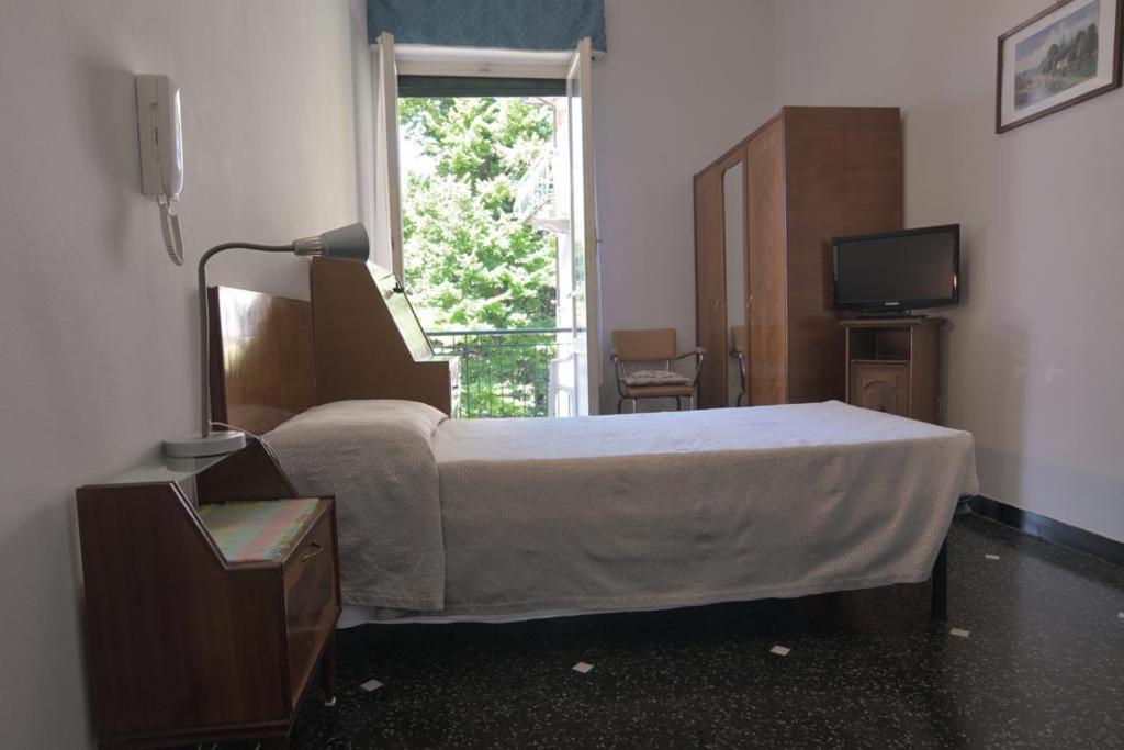 Albergo Magenta Casella  Buitenkant foto