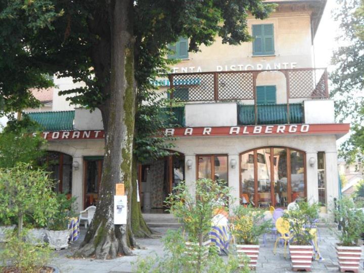 Albergo Magenta Casella  Buitenkant foto